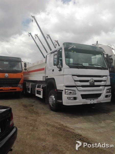 10 Wheeler HOWO Fuel Truck0
