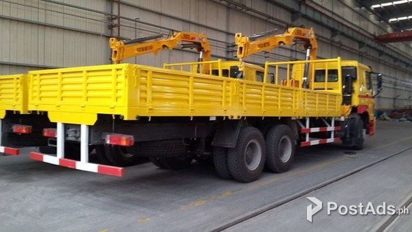 10W 10T Euro4 Sinotruk Boom Truck