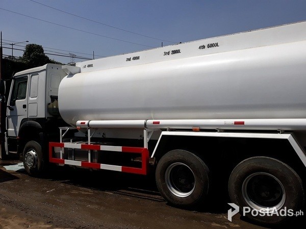 FOR SALE , 10 Wheeler Howo A7 Fuel Truck