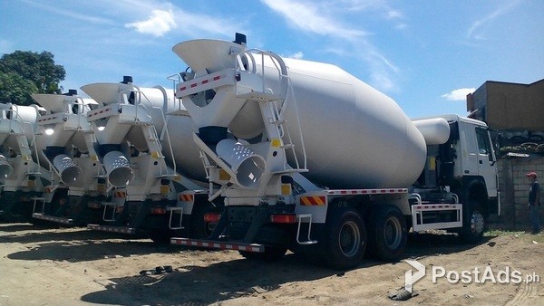 FOR SALE , 10 Wheeler HOWO A7 Mixer Truck 10m³