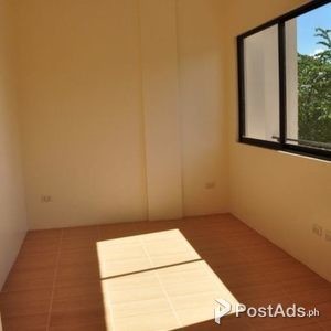 Front Unit in Samaka Fairview Quezon City | PostAds PH