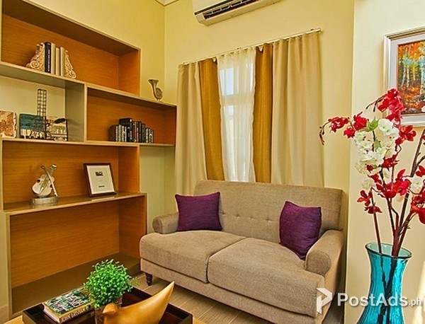 Single attached 4bdr 3Tb w big balcony nr Malls