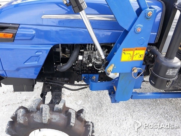 Farm Tractor Backhoe Loader 0.30cubic - 1 cubic Brandnew