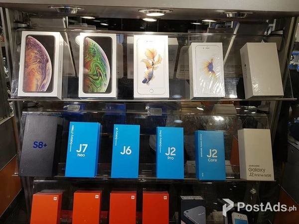 Unlocked Status 100% iPhone Xs Max, XR WHATSAPP +12052163602