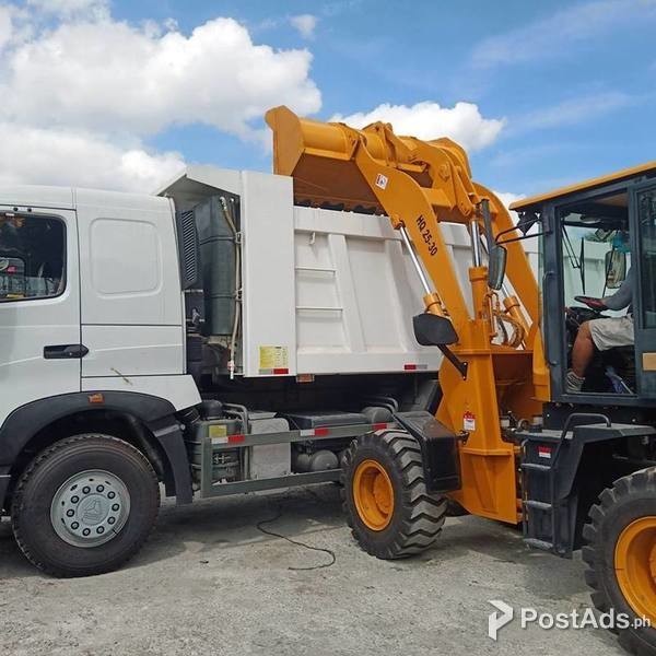 HQ25-30 BACKHOE LOADER .30 / 1m³ Capacity (with fan) bnew