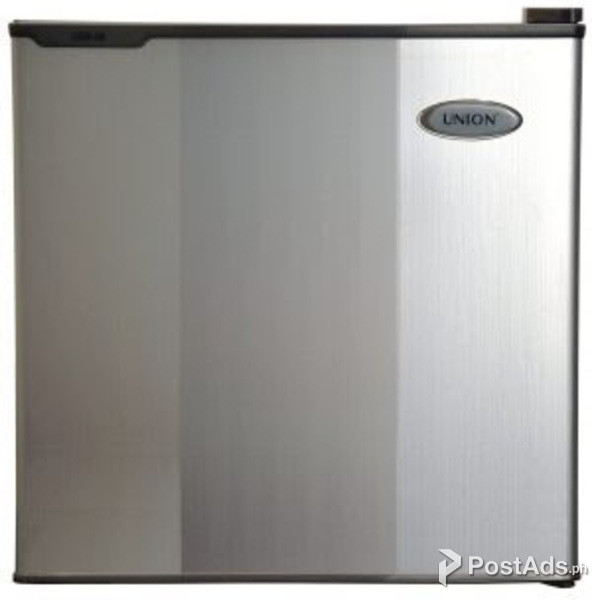 Union 1.8 cu ft Personal Mini Refrigerator For Sale