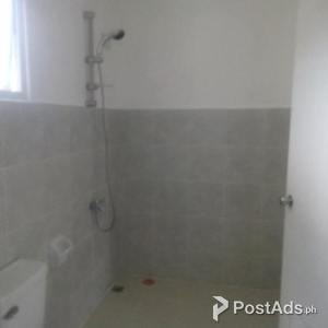 Single attached 3 bdr house w big masters near airport | PostAds PH