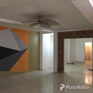 HOUSE AND LOT WITH 2 COMMERCIAL UNITS FOR SALE AT BF INTERNATIONAL | PostAds PH