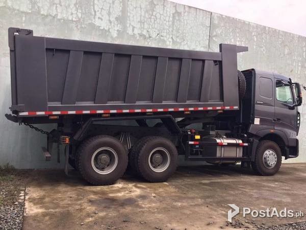 HOWO A7 - T7 front face 10 Wheeler Dump Truck 20m³