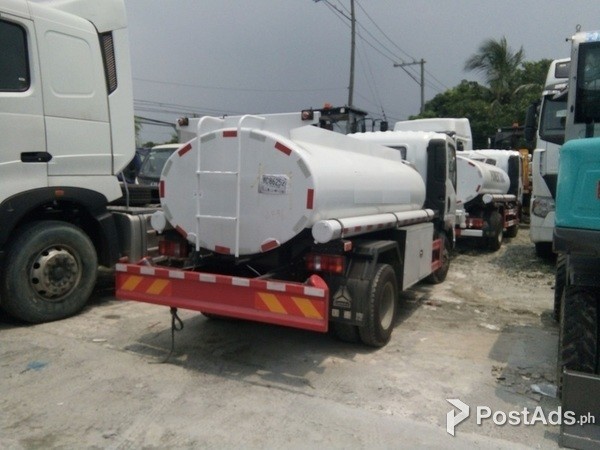 Selling 6 Wheeler Fuel Tanker BUY NOW