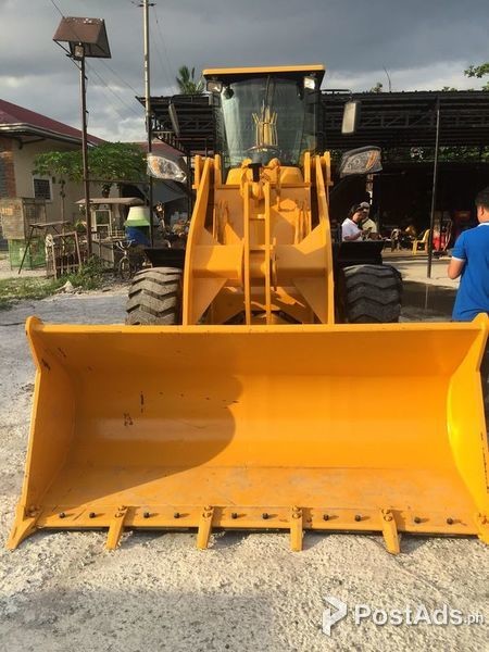 Selling HQ Backhoe Loader  Brand New 
