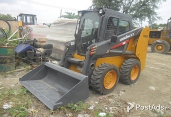Selling CDM307 Skid Loader Brand new 