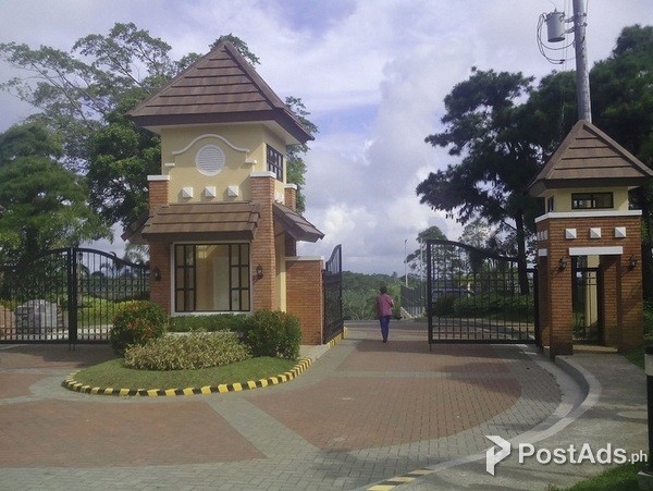LUXURRE RESIDENCES TAGAYTAY