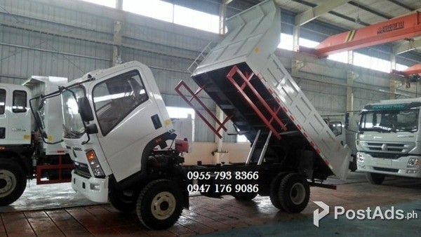 40.Sinotruk Homan 6Wheeler 4x4 4m³ Mini Dump Truck