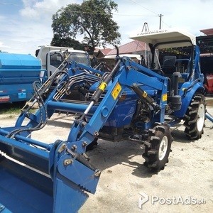 Farm Tractor available in 3 colors!! | PostAds PH