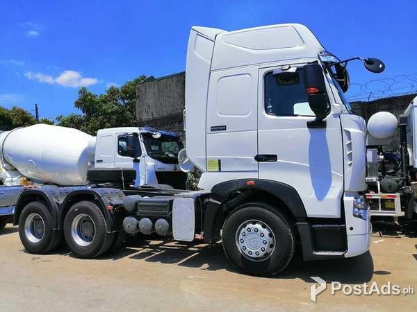 HOWO A7 6x4 TRACTOR HEAD 420HP HI-CAB
