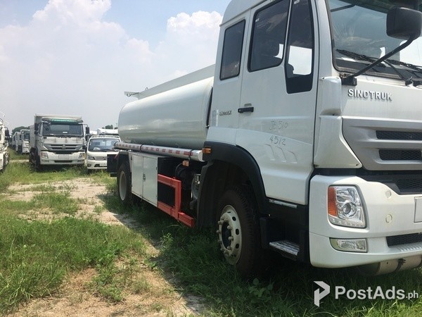 Brand New Euro 4 Engine 4 x 2 Drive 4000 Liters Water Truck