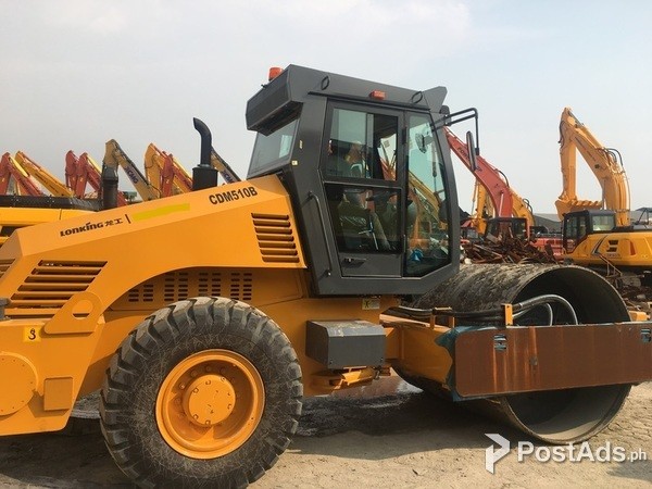For Sale 17.5 x 25 Tires Diesel Fuel 10 Tons Vibratory Roller