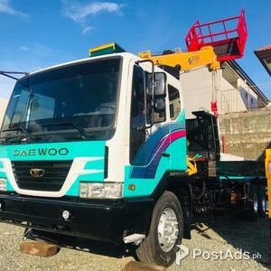 7 tons boom truck or cargo crane truck with man lift | PostAds PH
