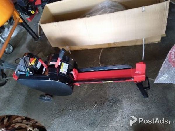 super fast log splitter avail on hand!
