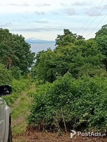 200 sq.m. Lot with overlooking view plus beach access