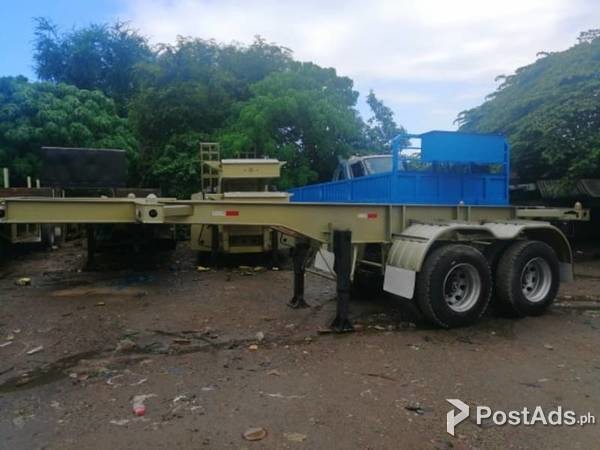 20 ft. Skeletal Trailer