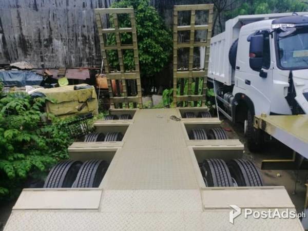 Low Bed Trailer 60tons Tri-Axle