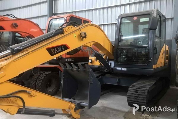 XY B70 CRAWLER BACKHOE