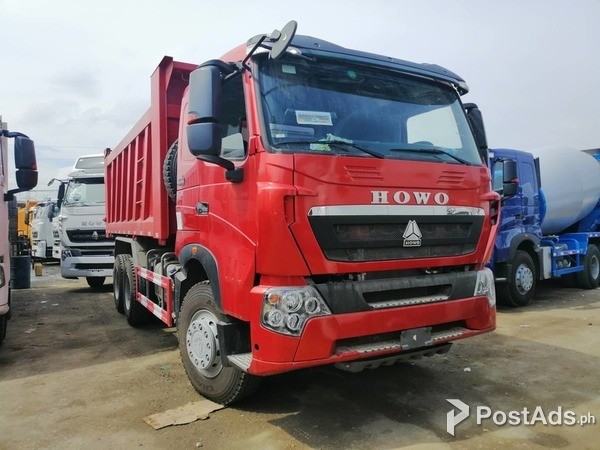 DUMP TRUCK 10 WHEELER HOWO