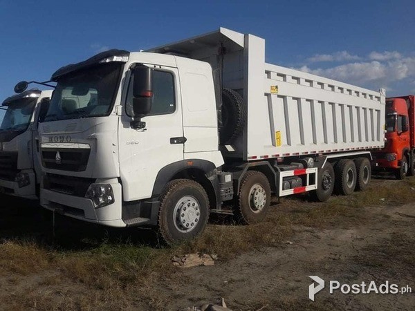 HOWO DUMP TRUCK 14 WHEELER
