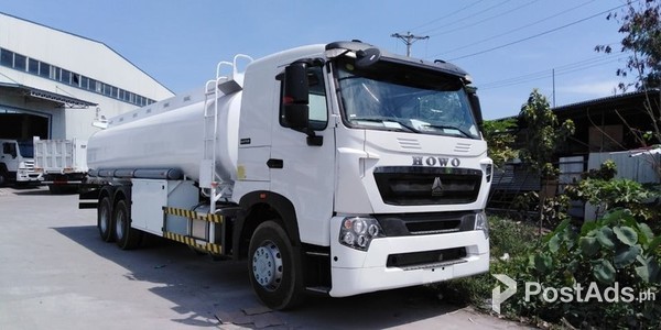 HOWO A7 6X4 FUEL TRUCK 24000 LITERS 