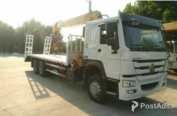 HOWO SELF LOADING TRUCK WITH 10 TONS BOOM 