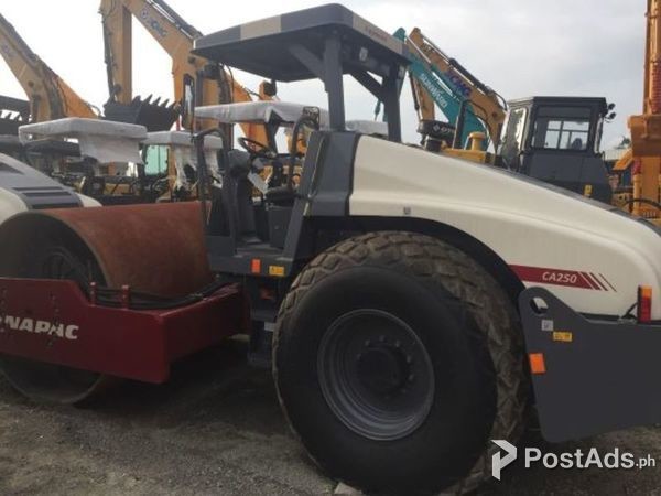 DYNAPAC ROAD ROLLER PIZON12TONS