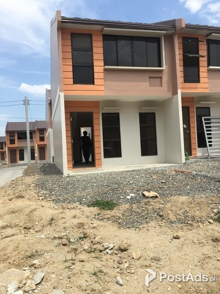 Deca Clark Residential Townhouse