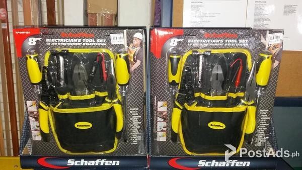 ELECTRICIAN'S TOOL SET