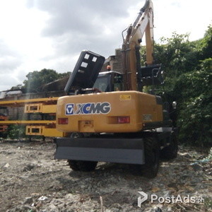 XCMG Hydraulic excavator 0.58 cubic wheel Backhoe | PostAds PH
