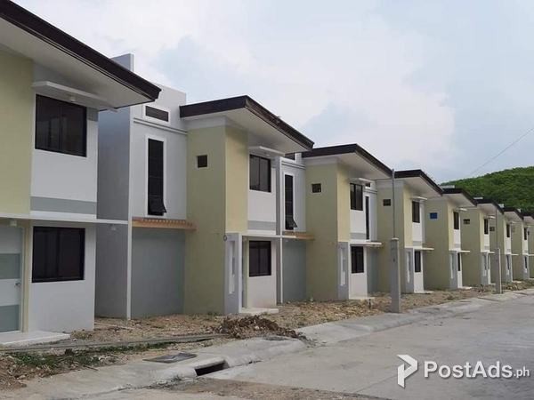 Cebu House for SALE ALLONA Model at La Almirah Crest Liloan
