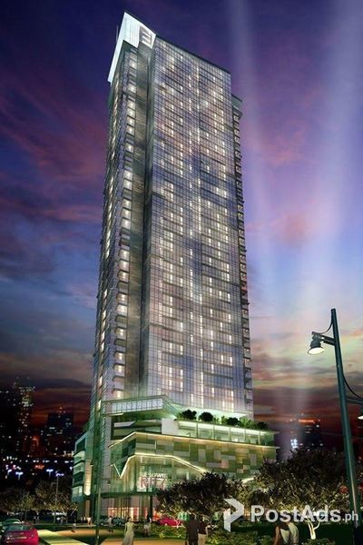 2 Bedroom in Uptown Ritz
