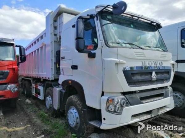 HOWO DUMP TRUCK 14 WHEELER 
