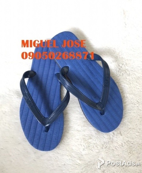 Safari Slippers by OTTO Shoes 