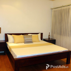 Premium 3BR Luxury Condo in Shang Grand Tower | PostAds PH