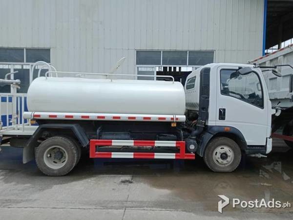 Sinotruk HOMAN Water truck 4000L for sale