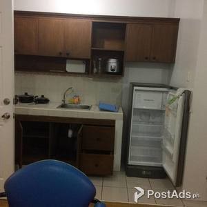 2 BR Furnished Condo in Lakeview Manor with Parking Slot | PostAds PH