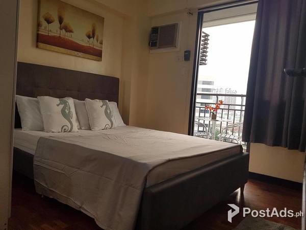 2 BR Furnished Condo Unit w/Balcony in Cypress, Taguig 