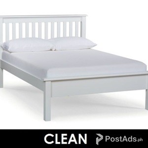 CLEAN WOODEN BED | PostAds PH