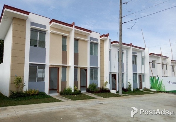 2 Bedroom SOCIALIZE hOUSING For Sale in Esperanza Homes in Carcar