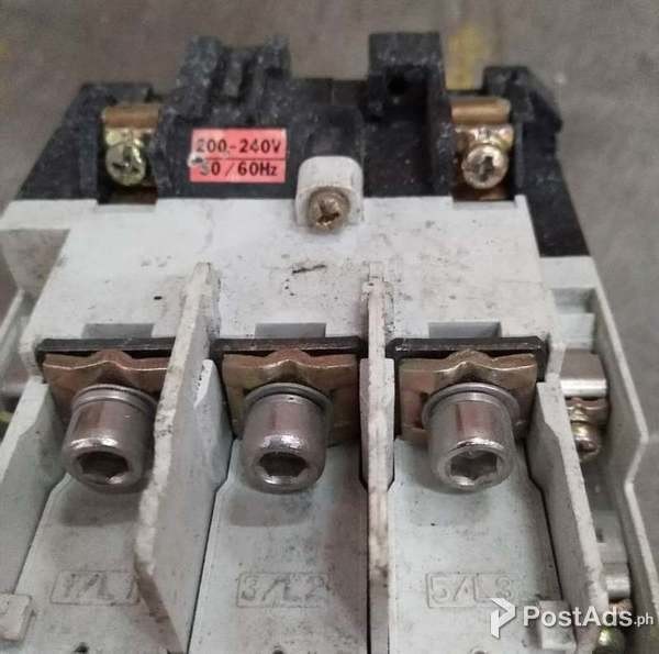 AC CONTACTOR S-N65-100A-220-690V