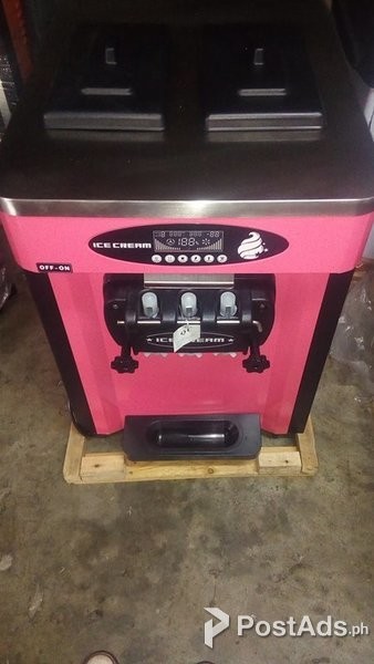 SOFT ICE CREAM MACHINE 3 NOZZLES (on STOCK)