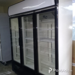 UPRIGHT DISPLAY CHILLER ( 3 DOOR) on STOCK | PostAds PH