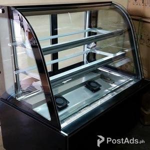 CAKE CHILLER DISPLAY SHOWCASE 4FT (on STOCK) | PostAds PH